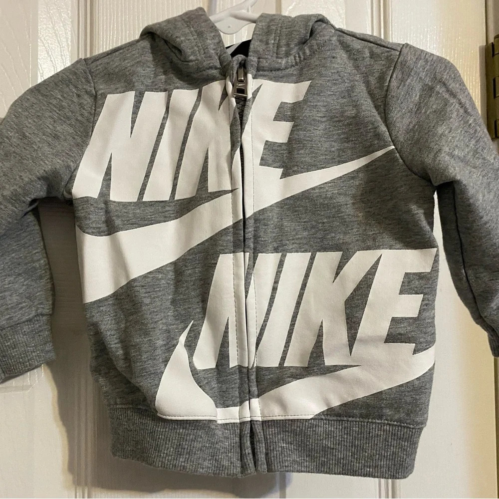 New Nike Full Zip Sweatshirt